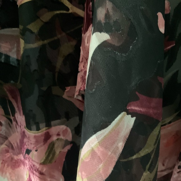 TanJay Floral Cardigan/Robe - Picture 4 of 4